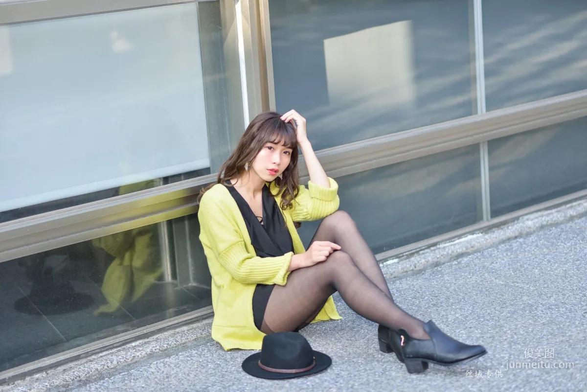 [Taiwan Beauties] Ti Ti National Taiwan Museum of Fine Arts. Fashion Black Stockings Street Snap Photo Set photo 87