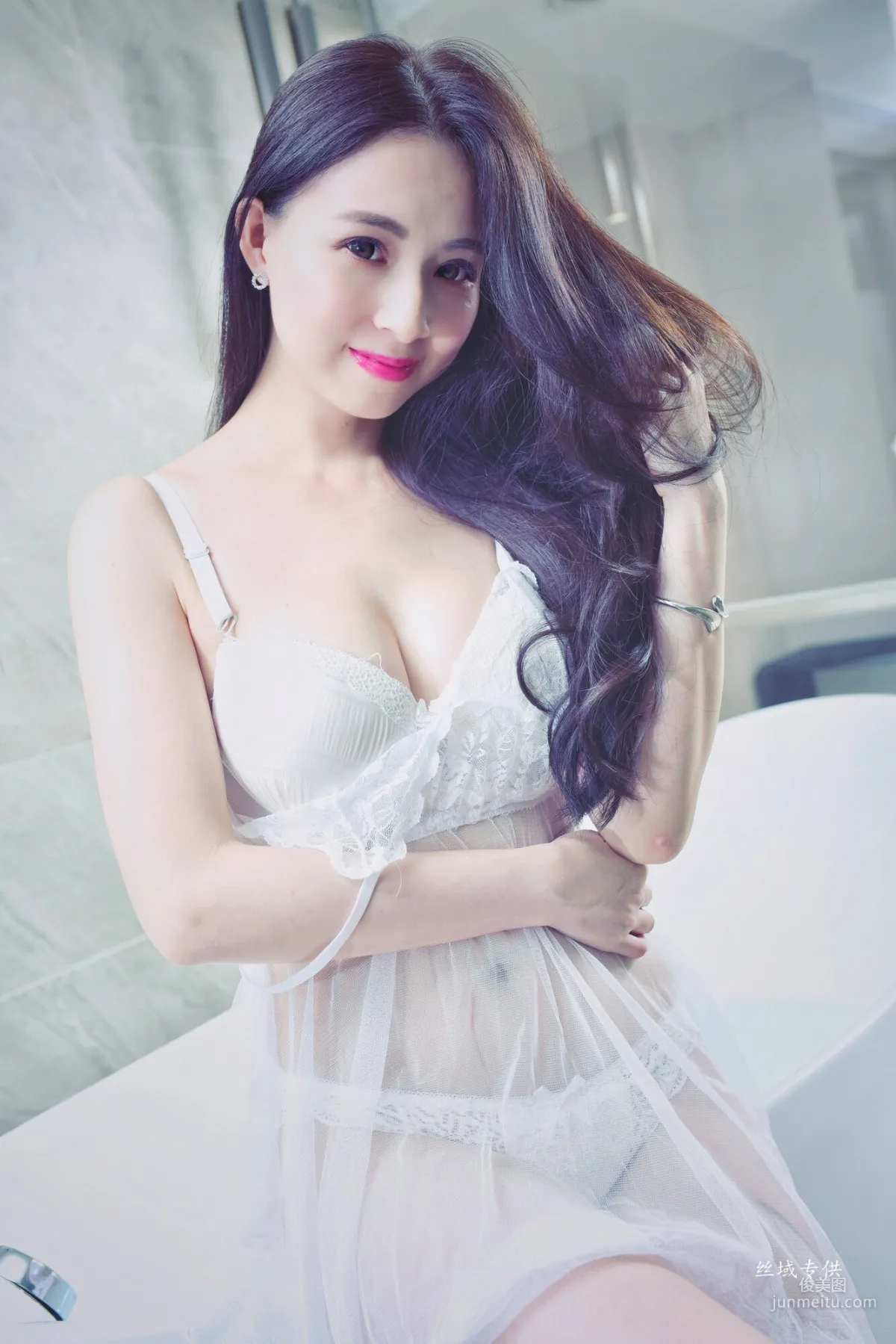 [Taiwan Beauties] Xue Jing, Three Outfits Studio Shoot Photo Set photo 26