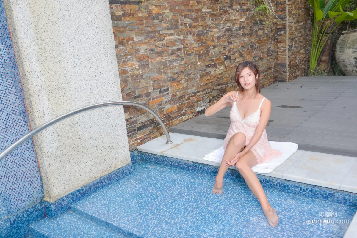 [Taiwan Beauties] Chubby Fang, Ballet and Sexy Travel Shoot Pajamas Photo Set photo 57