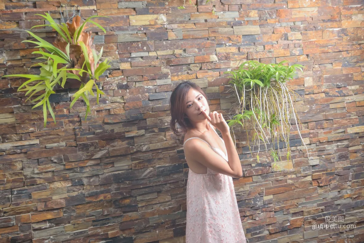 [Taiwan Beauties] Chubby Fang, Ballet and Sexy Travel Shoot Pajamas Photo Set photo 78