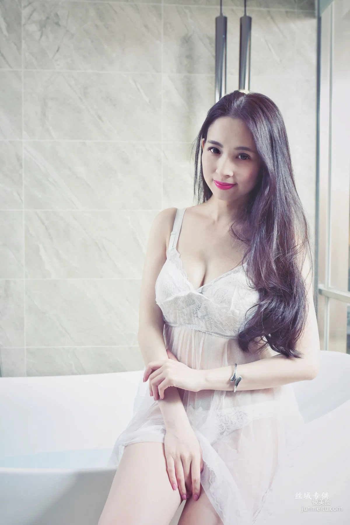 [Taiwan Beauties] Xue Jing, Three Outfits Studio Shoot Photo Set photo 21