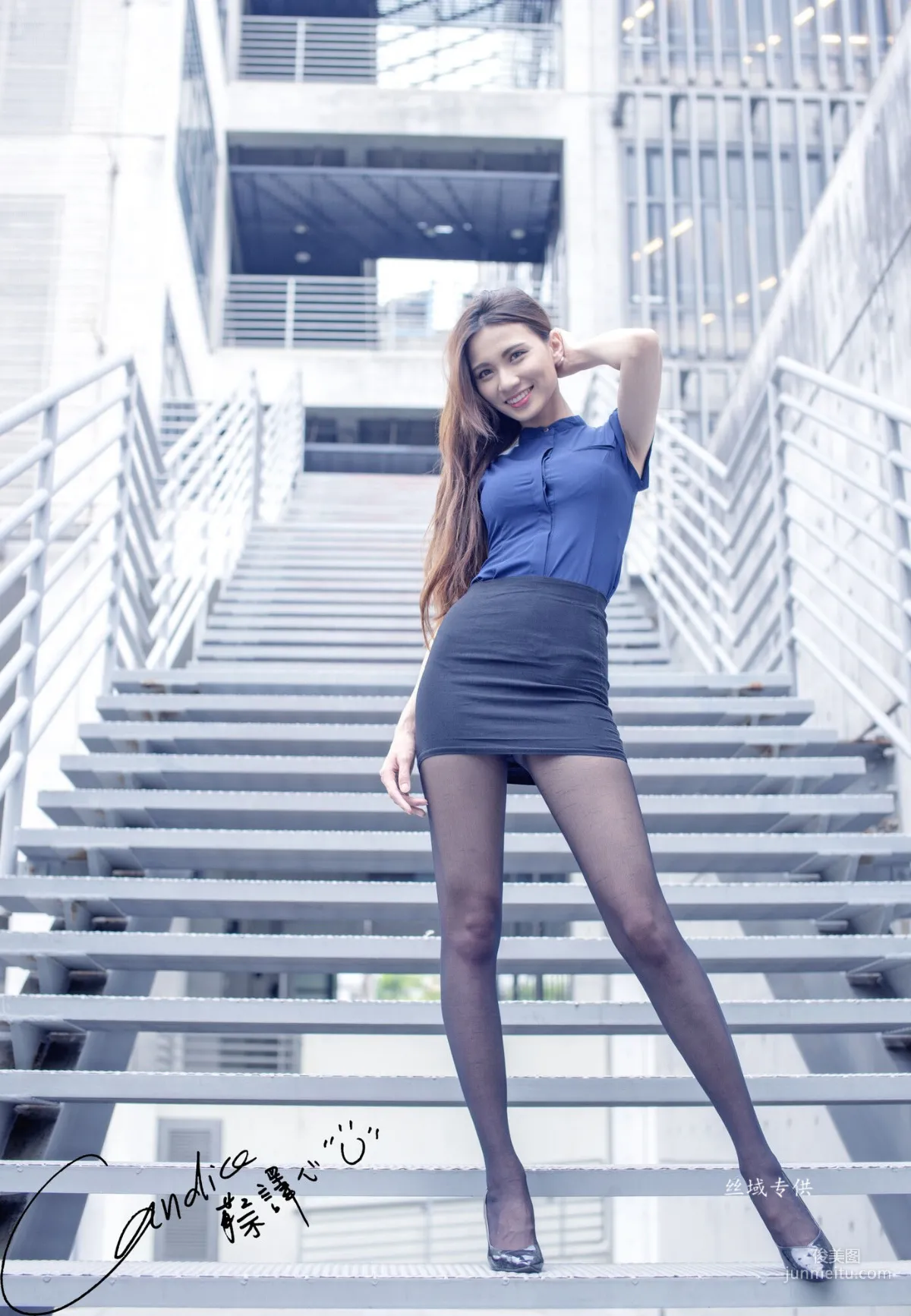[Taiwan Beauties] Cai Yixin, Studio Shoot + Outdoor Shoot, OL Goddess Outfit, Three Sets of Clothing Photo Set photo 54