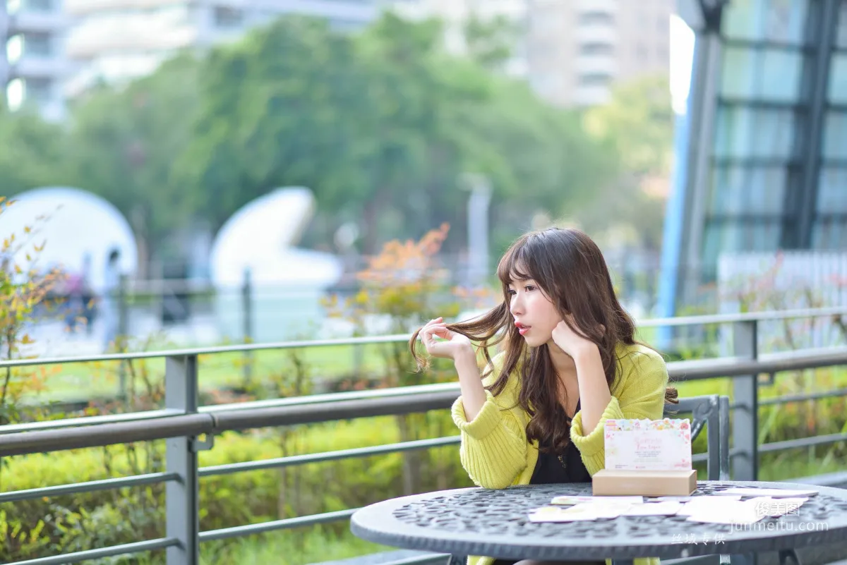 [Taiwan Beauties] Ti Ti National Taiwan Museum of Fine Arts. Fashion Black Stockings Street Snap Photo Set photo 31