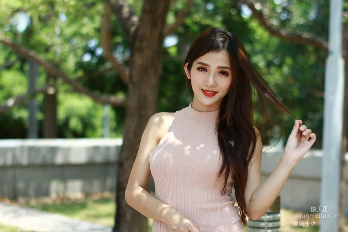 [台湾正妹] Go Go 高雄美術館 写真集66