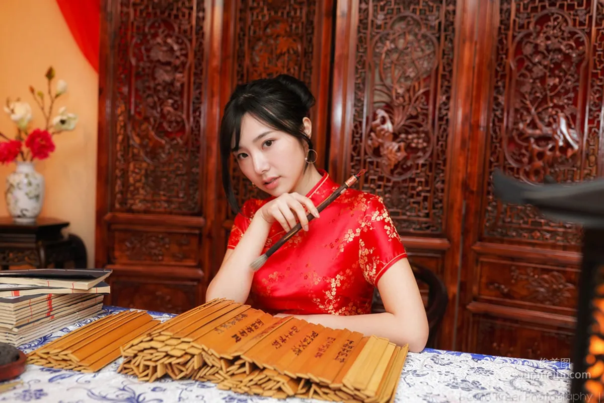 [Taiwan Beauties] Zora Chen Siying, New Year Fashion Studio Shoot (Part 1) Photo Set photo 40