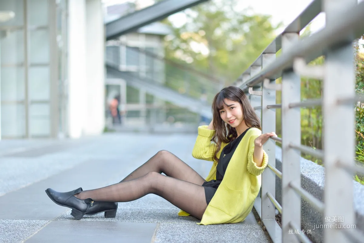 [Taiwan Beauties] Ti Ti National Taiwan Museum of Fine Arts. Fashion Black Stockings Street Snap Photo Set photo 43