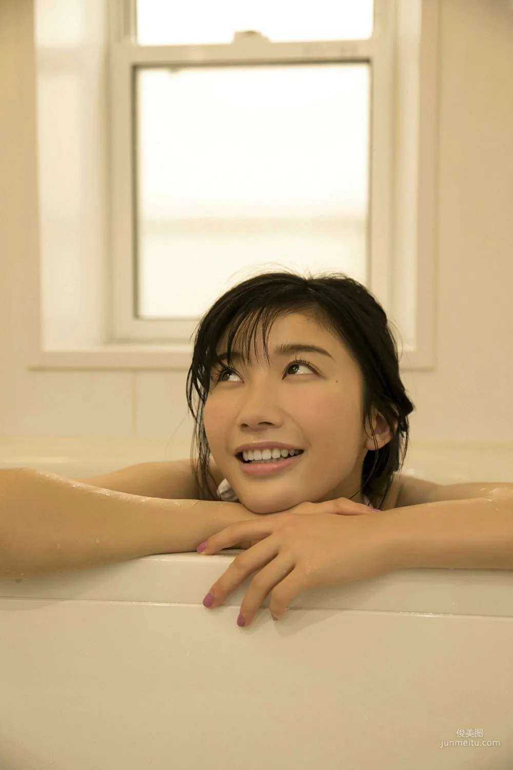 小倉優香《女神降臨》 [YS-Web] Vol.811 写真集93