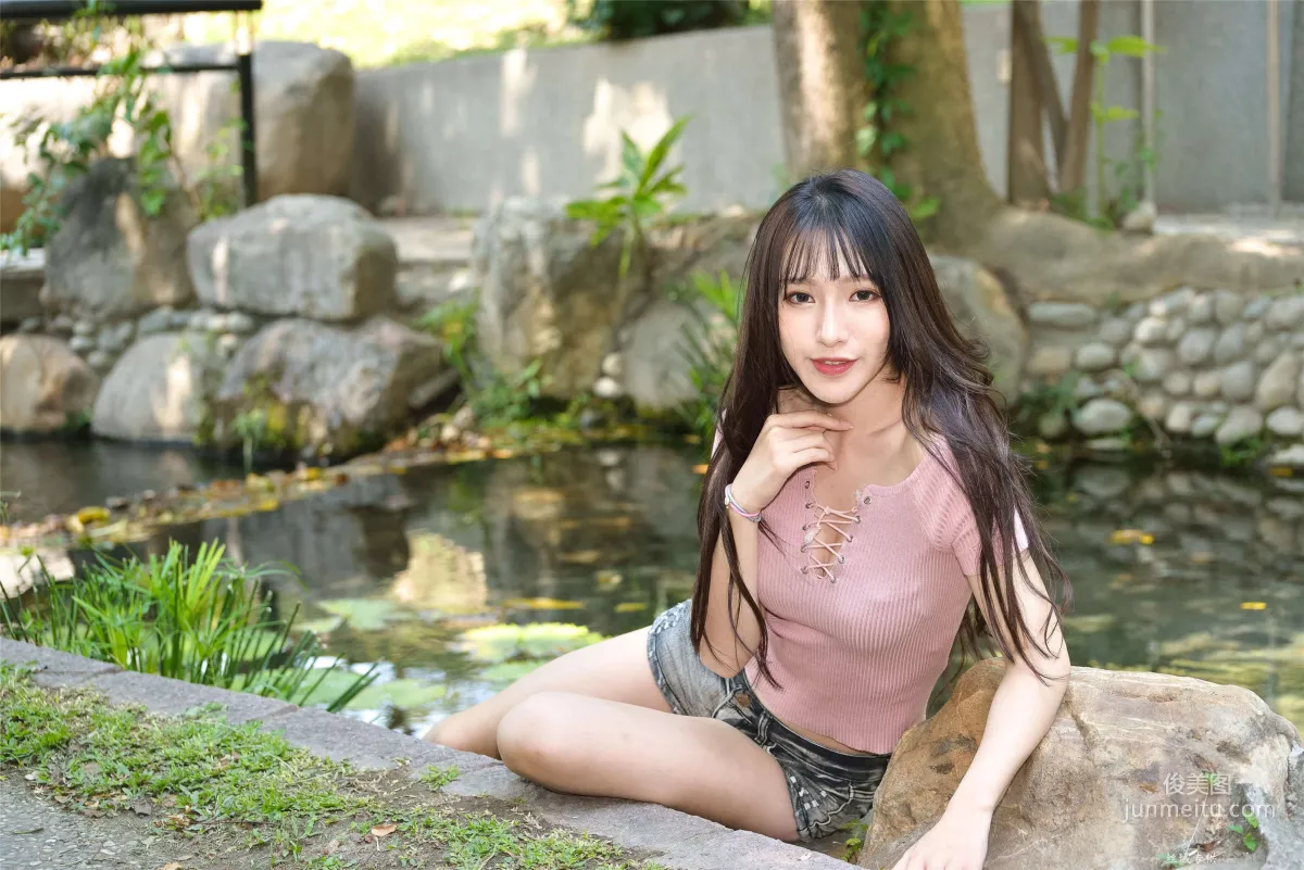 [Taiwan Beauties] Bi Bier "Gome. Fashion" Hot Pants Street Snap Photo Set photo 109