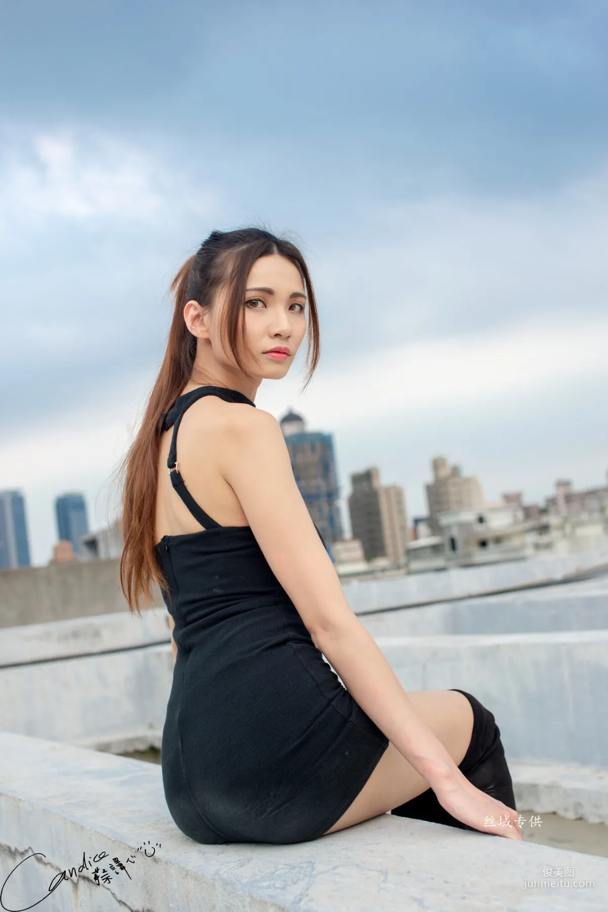 [Taiwan Beauties] Cai Yixin, Studio Shoot + Outdoor Shoot, OL Goddess Outfit, Three Sets of Clothing Photo Set photo 72
