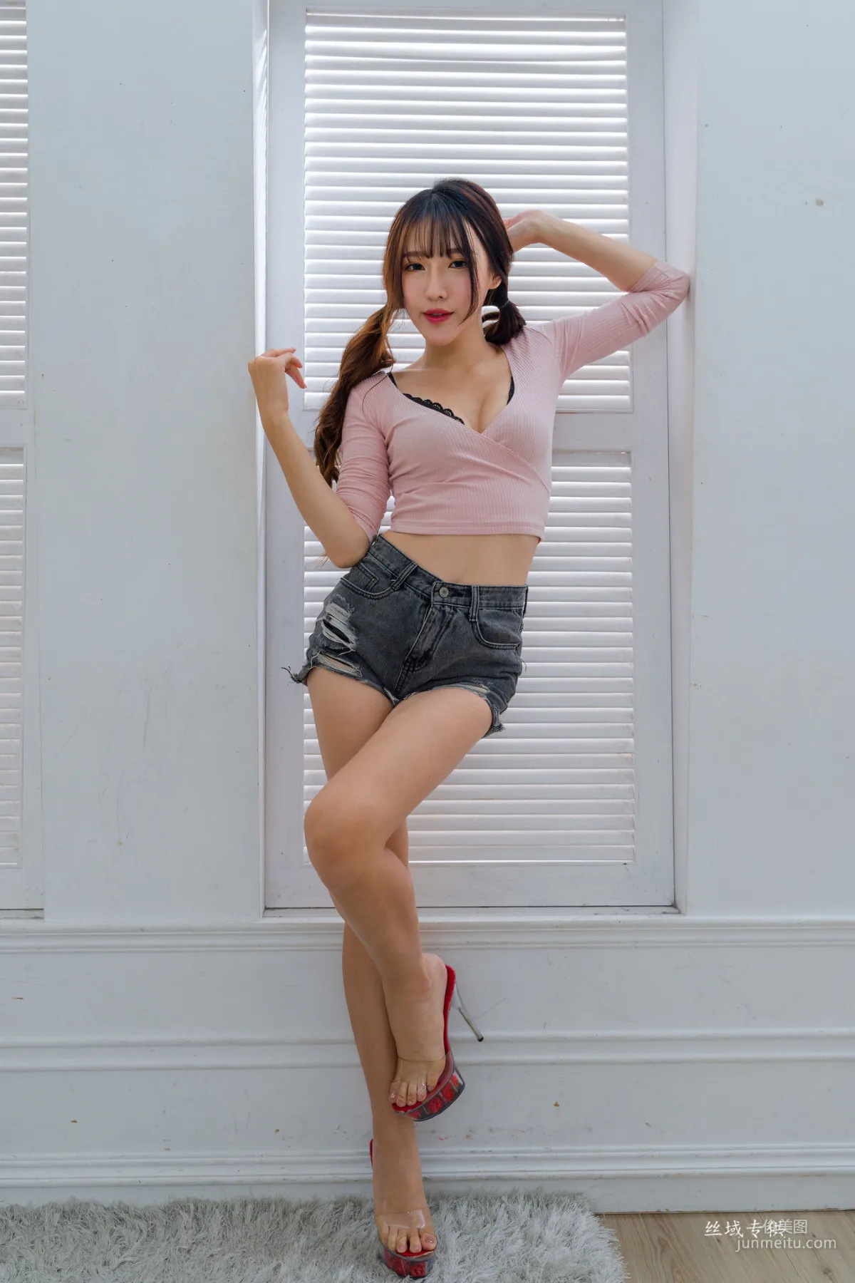 [Taiwan Beauties] Katie_Bi Bier: Beautiful Legs Collection, Two Outfits Photo Set photo 58