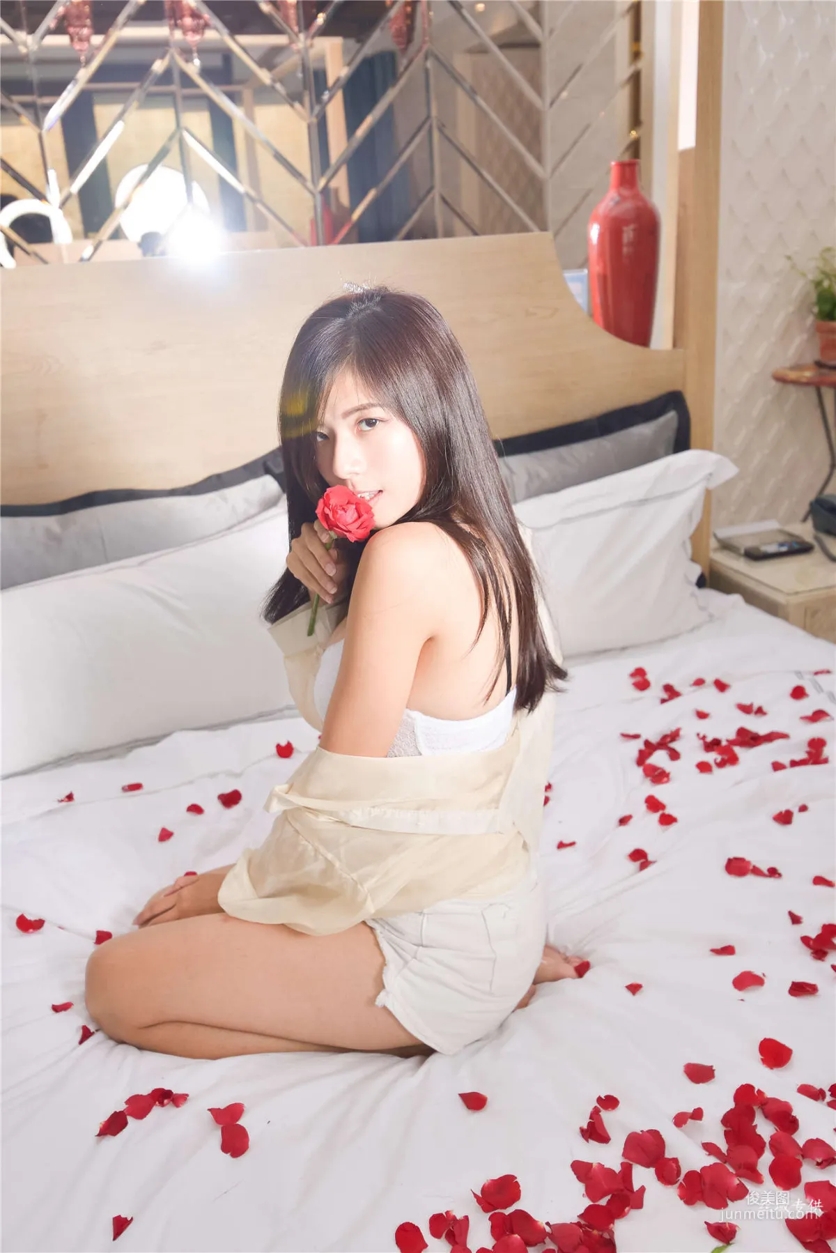 [Taiwan Beauties] Chubby Fang Sexy. Ballet City Vacation Hotel Bed Shoot Series Photo Set photo 71