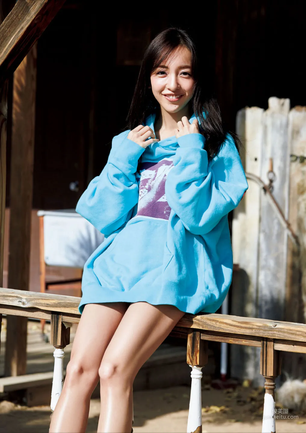 Tomomi Itano "Wanderer" (Kindle) Photo Set photo 11