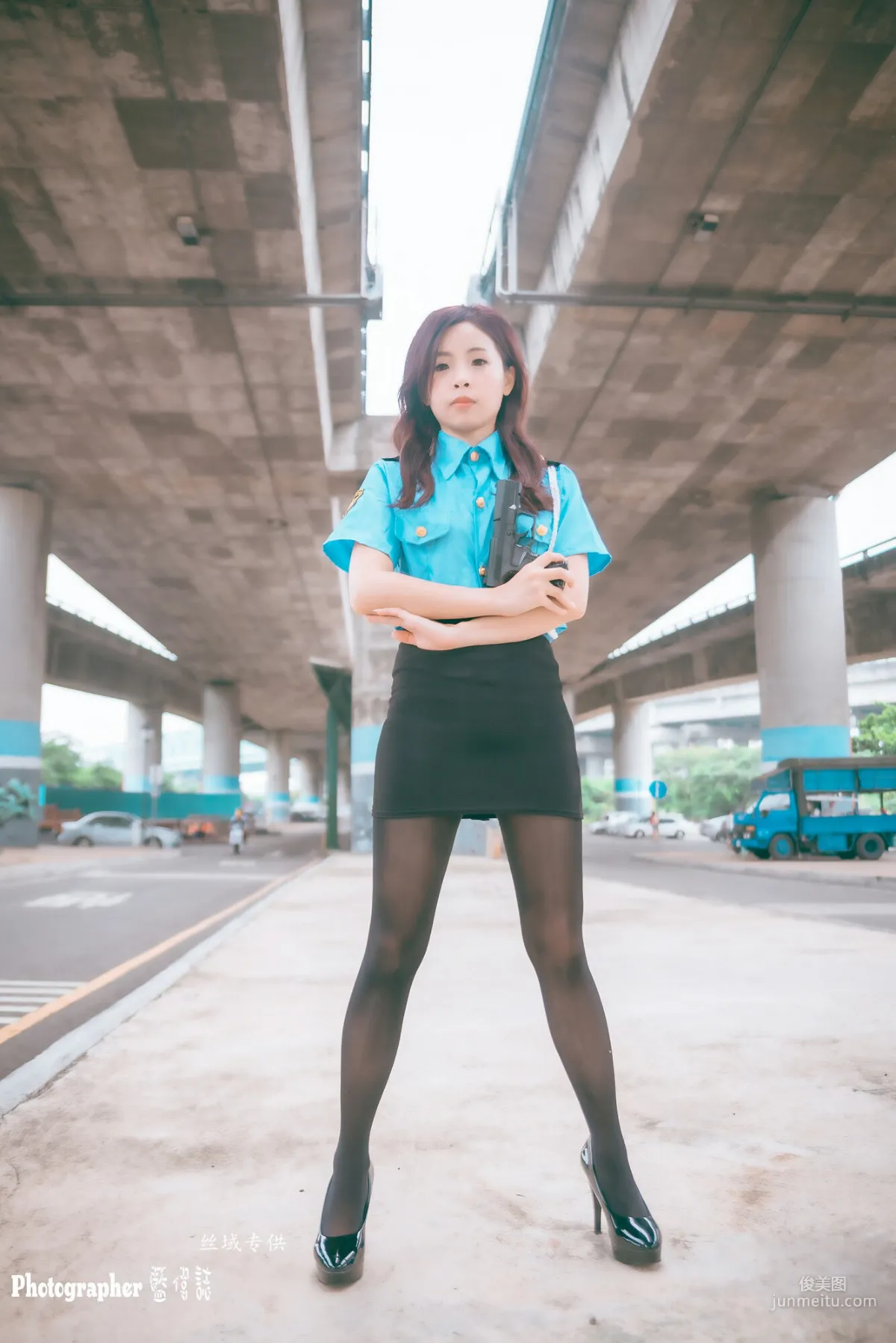 [Taiwan Beauties] Lai Xiaojing Under Zhongzhang Bridge (Female Police Officer Black Stockings) Photo Set photo 46