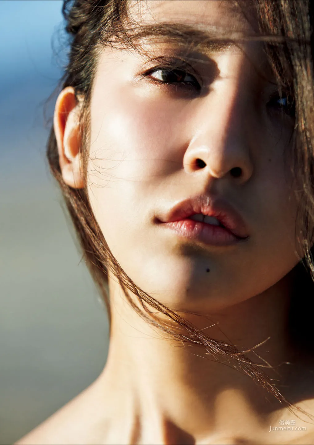 Tomomi Itano "Wanderer" (Kindle) Photo Set photo 33