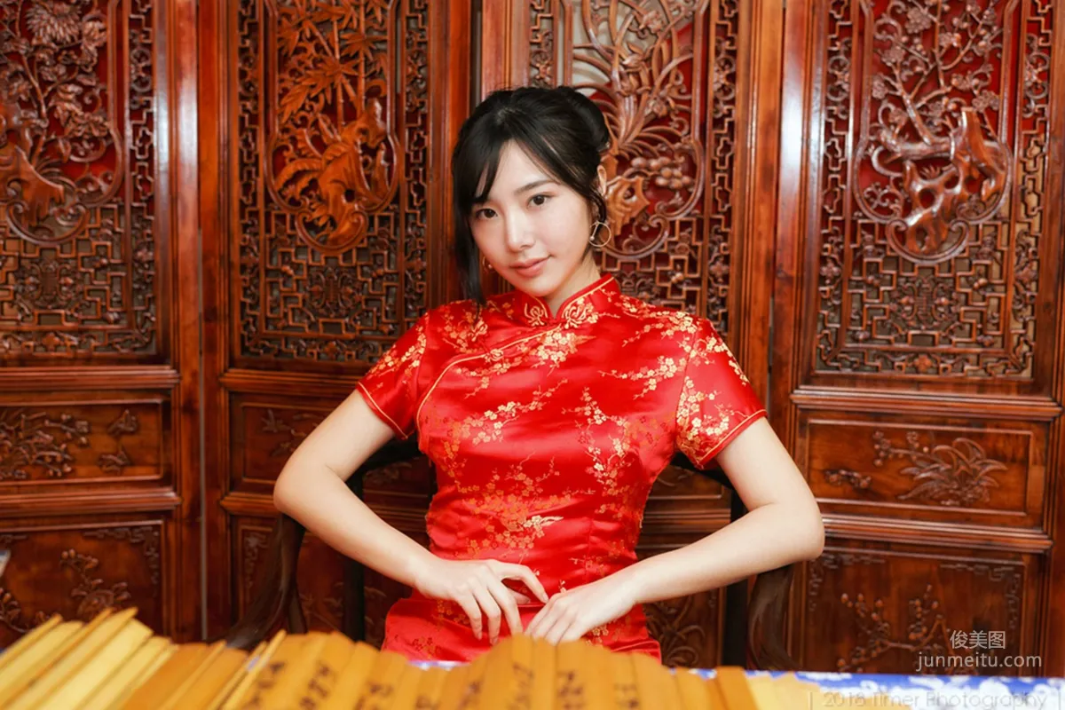 [Taiwan Beauties] Zora Chen Siying, New Year Fashion Studio Shoot (Part 1) Photo Set photo 49