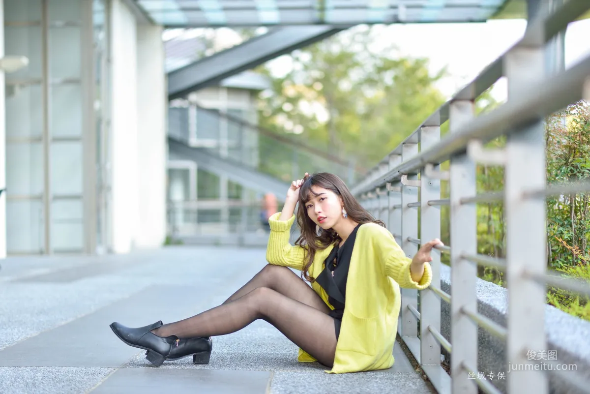 [Taiwan Beauties] Ti Ti National Taiwan Museum of Fine Arts. Fashion Black Stockings Street Snap Photo Set photo 42