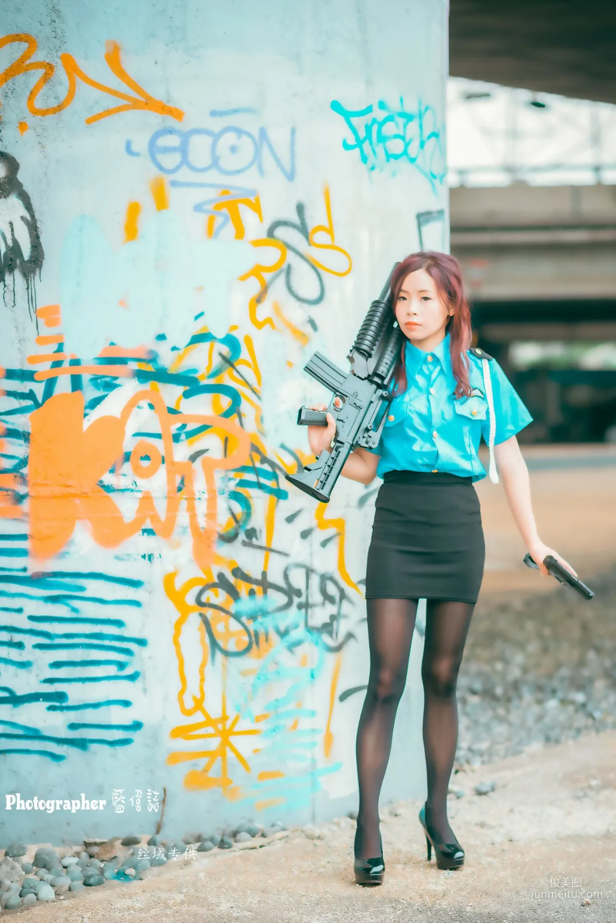 [Taiwan Beauties] Lai Xiaojing Under Zhongzhang Bridge (Female Police Officer Black Stockings) Photo Set photo 23