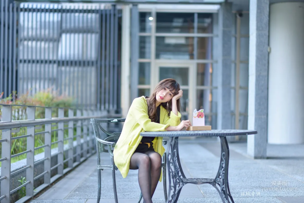 [Taiwan Beauties] Ti Ti National Taiwan Museum of Fine Arts. Fashion Black Stockings Street Snap Photo Set photo 24