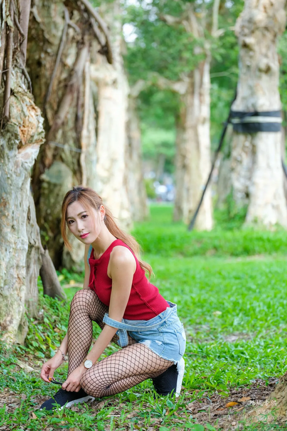 [台灣正妹] 黃艾比《外拍服裝》網襪系列 寫真集 14