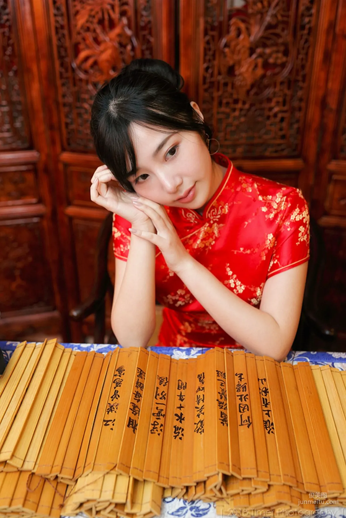 [Taiwan Beauties] Zora Chen Siying, New Year Fashion Studio Shoot (Part 1) Photo Set photo 44