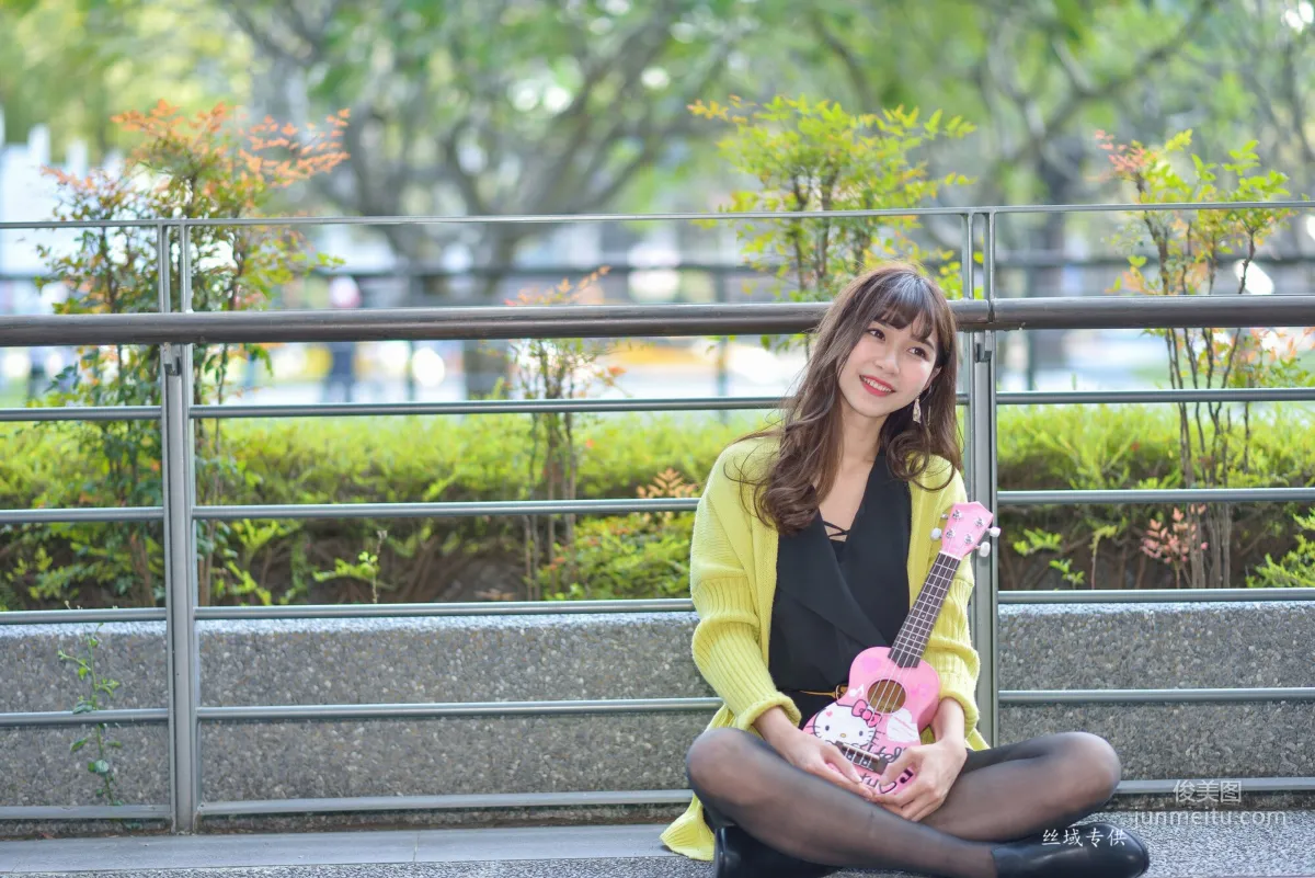 [Taiwan Beauties] Ti Ti National Taiwan Museum of Fine Arts. Fashion Black Stockings Street Snap Photo Set photo 60