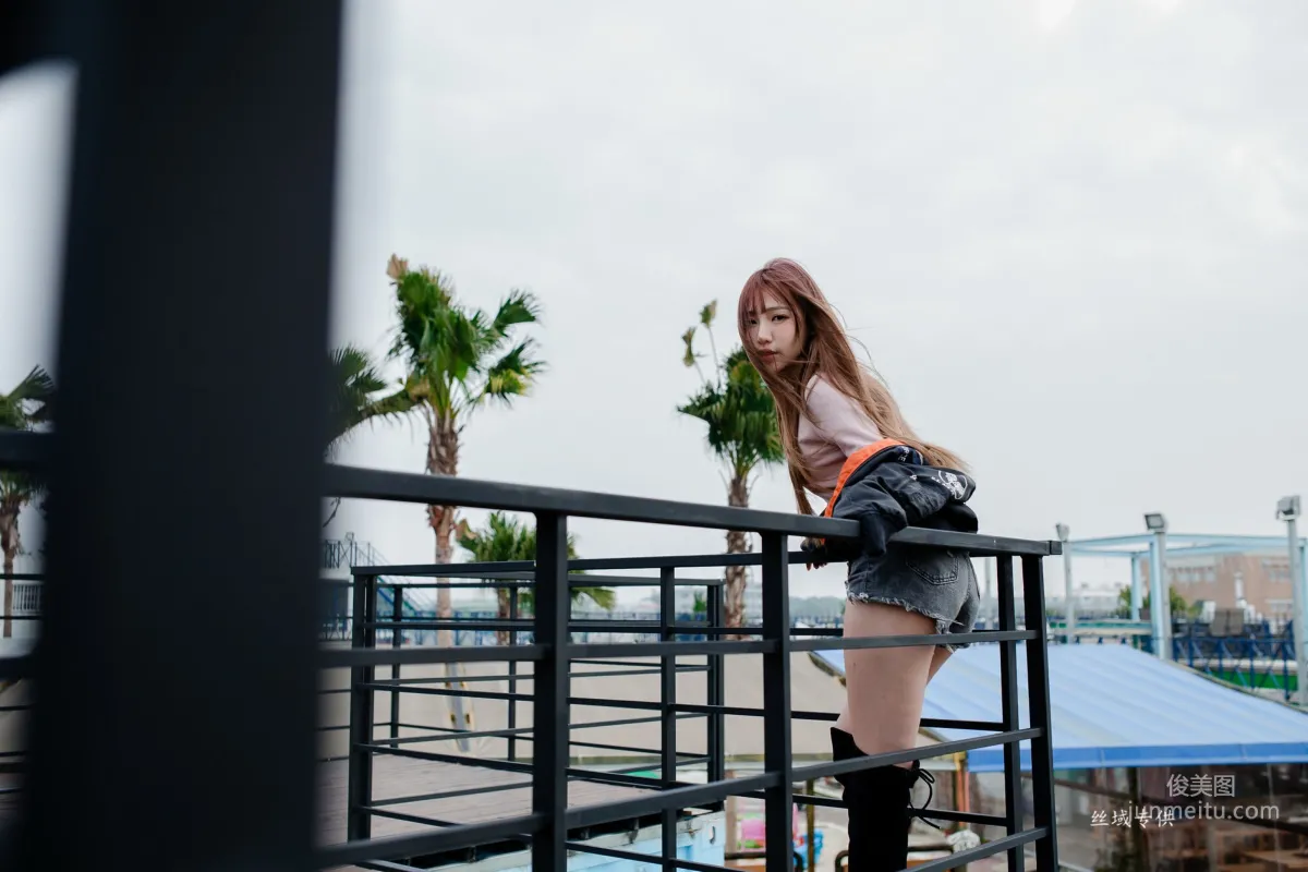 [台湾正妹] 比比儿《长靴热裤》 写真集24