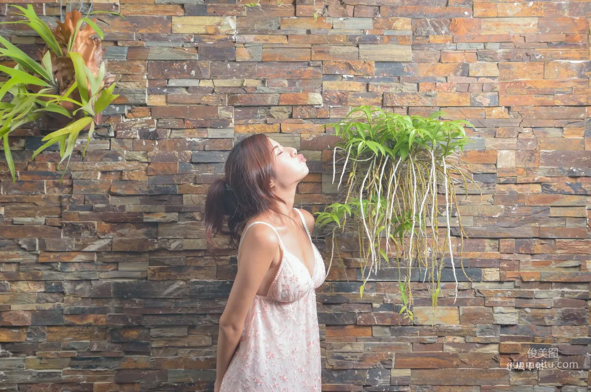 [Taiwan Beauties] Chubby Fang, Ballet and Sexy Travel Shoot Pajamas Photo Set photo 76