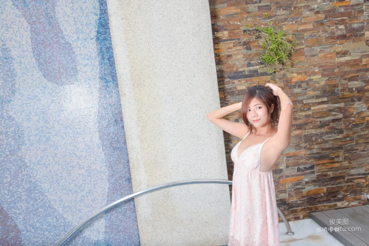 [Taiwan Beauties] Chubby Fang, Ballet and Sexy Travel Shoot Pajamas Photo Set photo 69