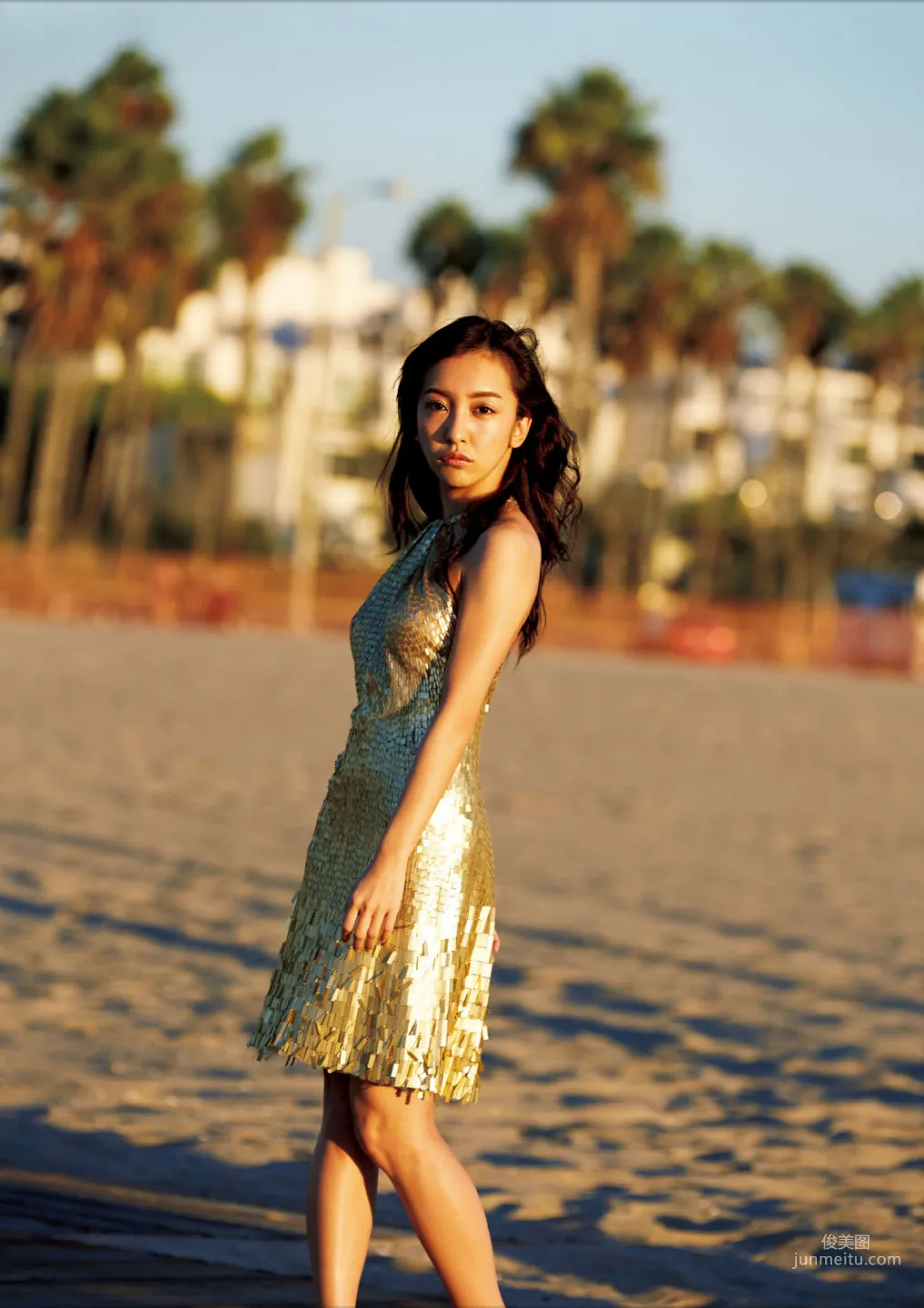 Tomomi Itano "Wanderer" (Kindle) Photo Set photo 93