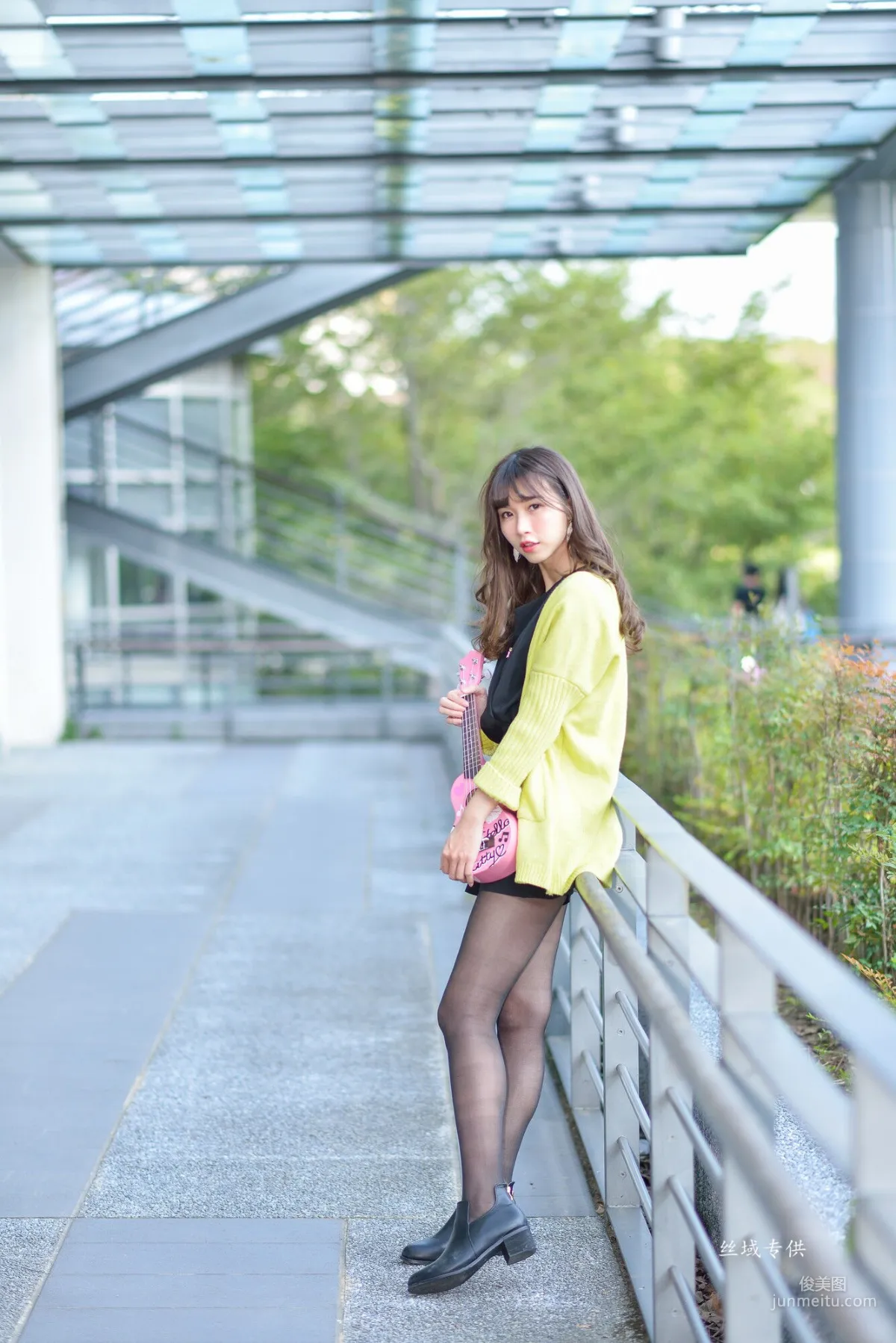 [Taiwan Beauties] Ti Ti National Taiwan Museum of Fine Arts. Fashion Black Stockings Street Snap Photo Set photo 68