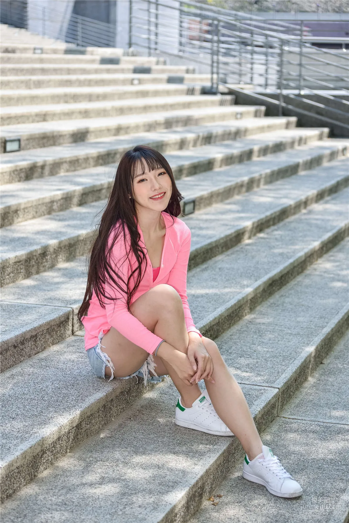 [Taiwan Beauties] Bi Bier Gome Fashion Denim Street Snap Photo Set photo 90