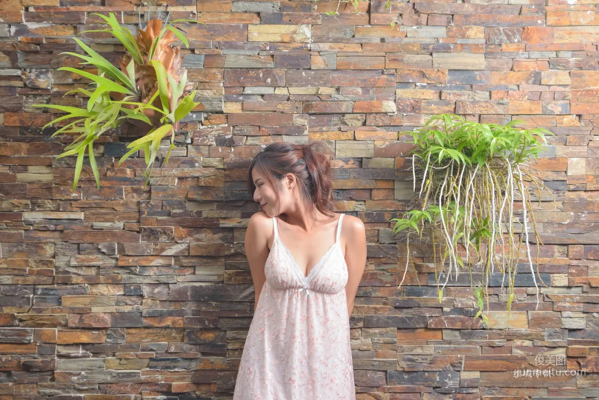 [Taiwan Beauties] Chubby Fang, Ballet and Sexy Travel Shoot Pajamas Photo Set photo 75