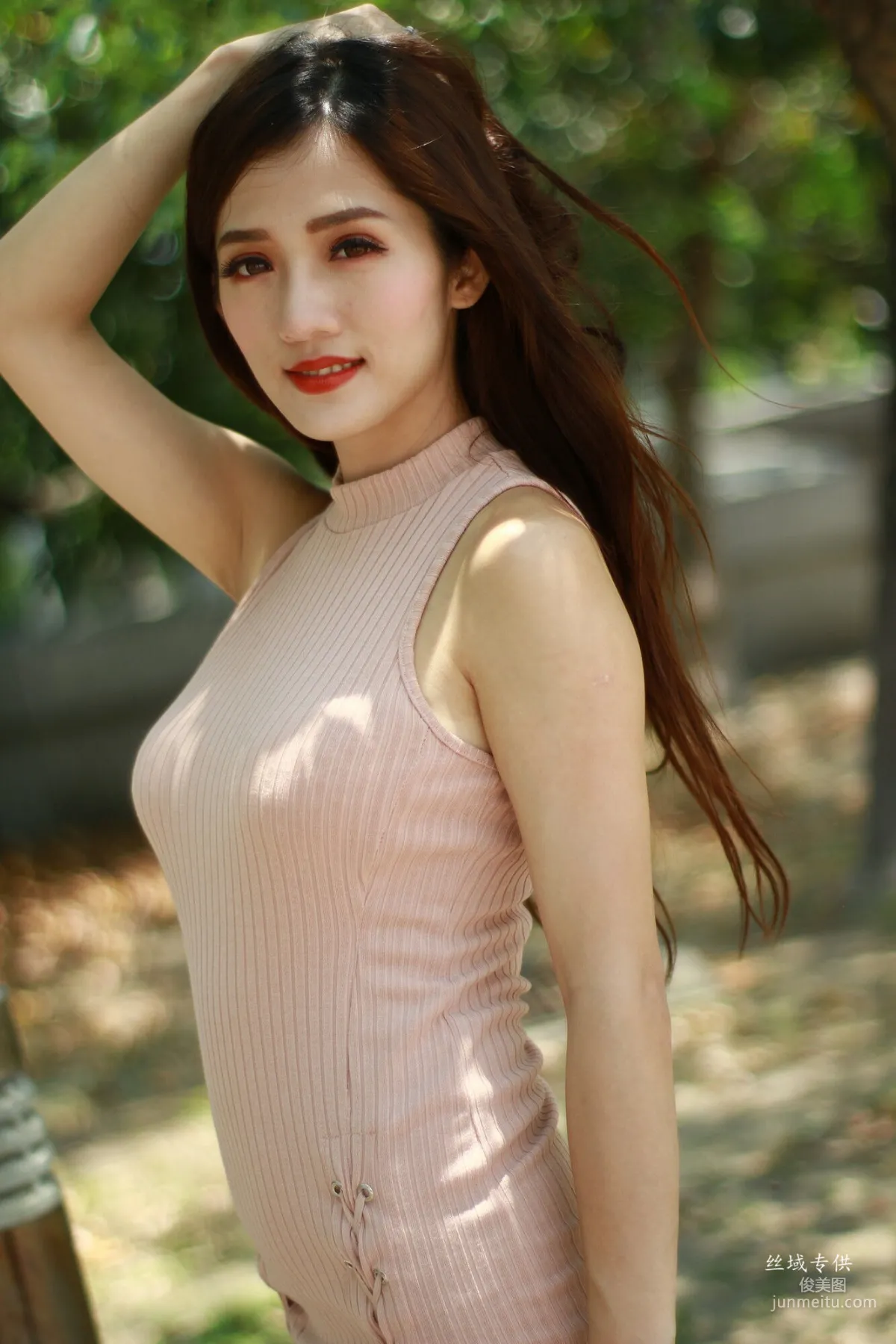[台湾正妹] Go Go 高雄美術館 写真集68