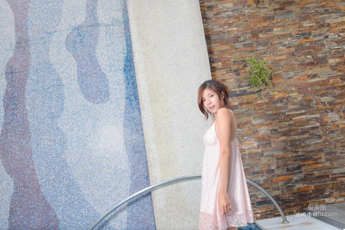 [Taiwan Beauties] Chubby Fang, Ballet and Sexy Travel Shoot Pajamas Photo Set photo 68