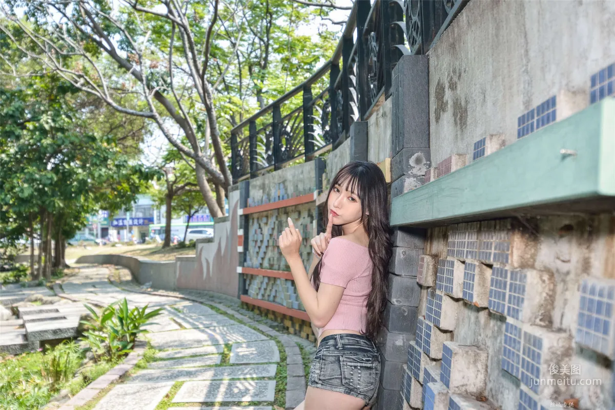 [Taiwan Beauties] Bi Bier "Gome. Fashion" Hot Pants Street Snap Photo Set photo 132