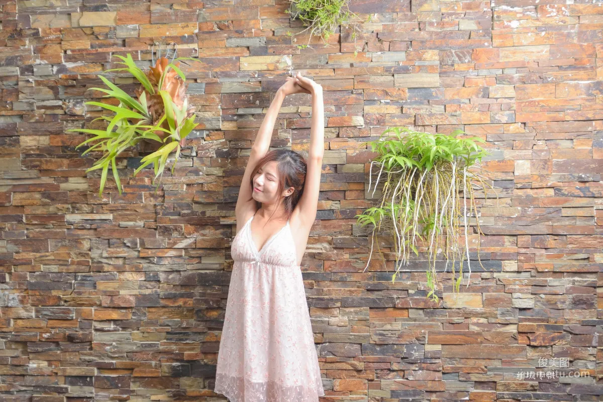 [Taiwan Beauties] Chubby Fang, Ballet and Sexy Travel Shoot Pajamas Photo Set photo 73