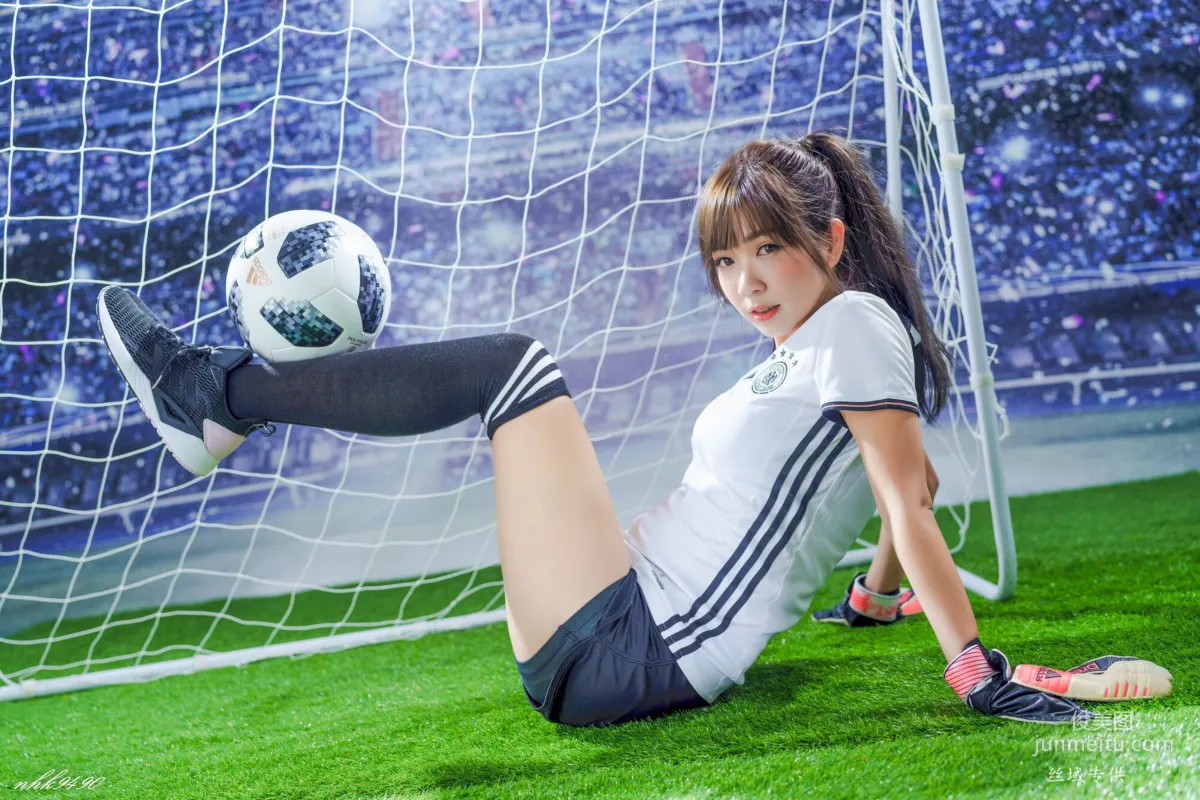 [Taiwan Beauties] Sa Lin Football and Hip-Hop Style Photo Set photo 6