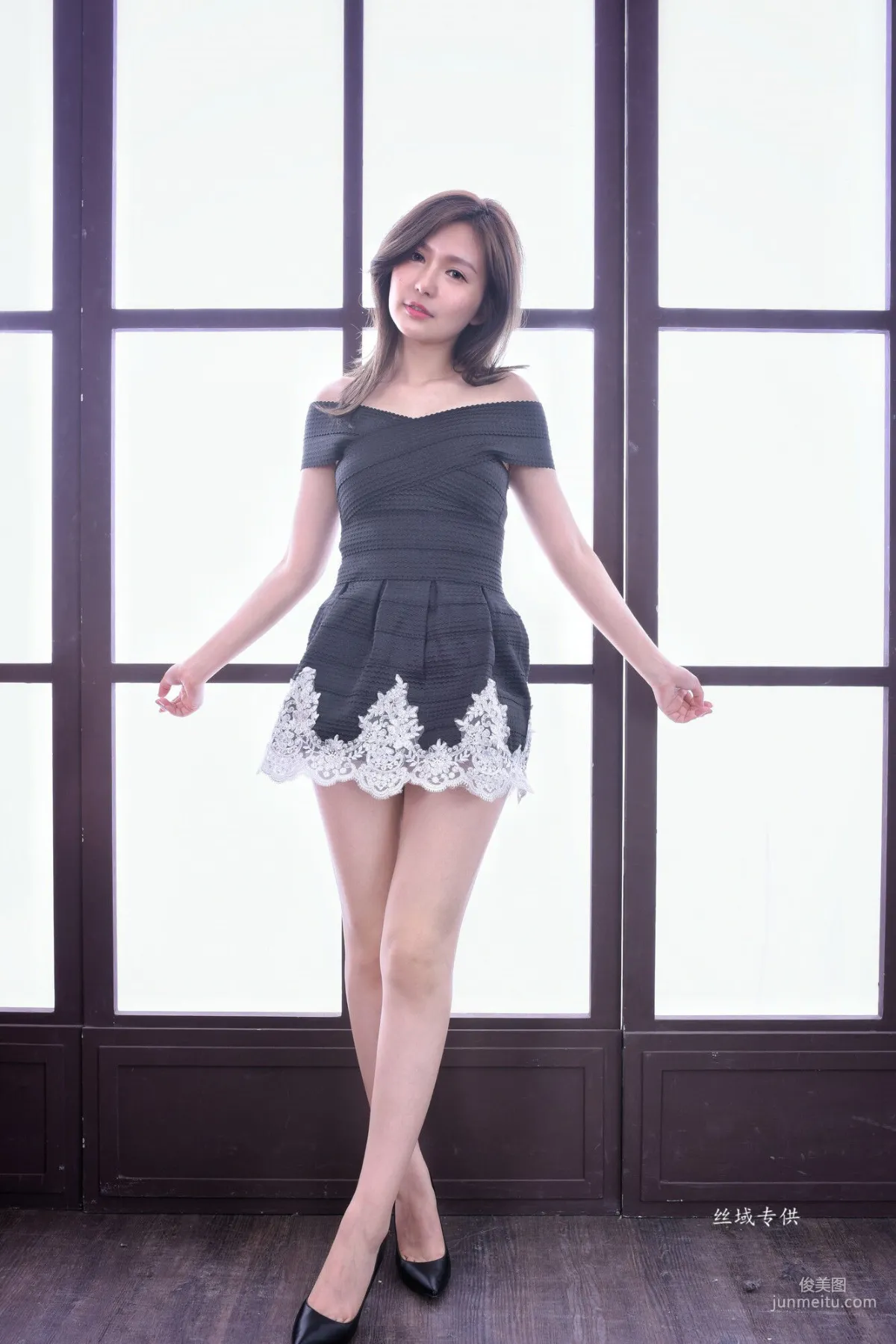 [Taiwan Beauties] Qiu Aichen, 2 Sets of Leg Outfits Photo Set photo 43