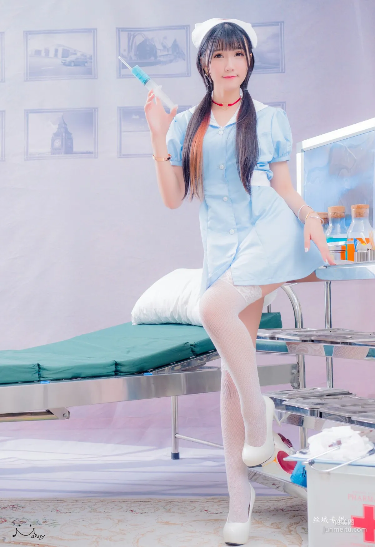 [台湾正妹] 喬喬兒《粉蓝護士風》 写真集12