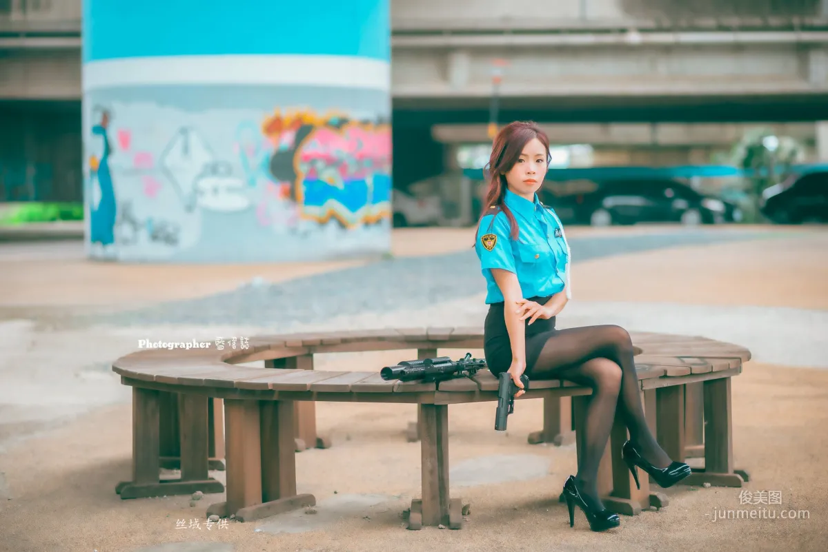 [Taiwan Beauties] Lai Xiaojing Under Zhongzhang Bridge (Female Police Officer Black Stockings) Photo Set photo 12