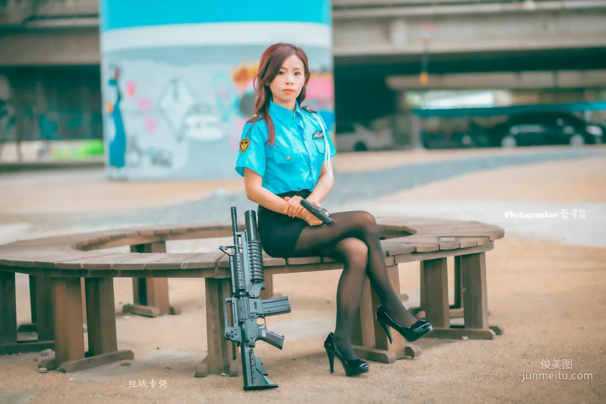 [Taiwan Beauties] Lai Xiaojing Under Zhongzhang Bridge (Female Police Officer Black Stockings) Photo Set photo 13
