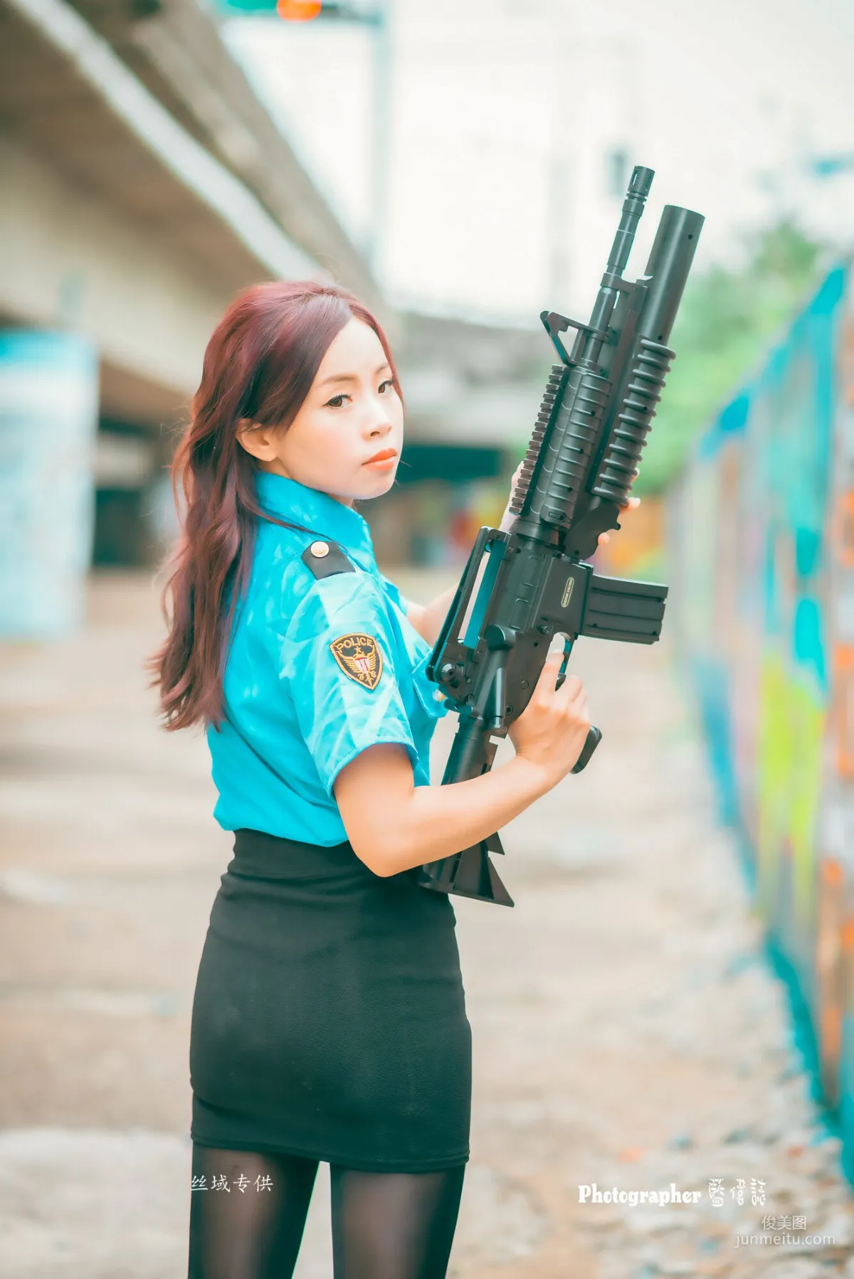[Taiwan Beauties] Lai Xiaojing Under Zhongzhang Bridge (Female Police Officer Black Stockings) Photo Set photo 30
