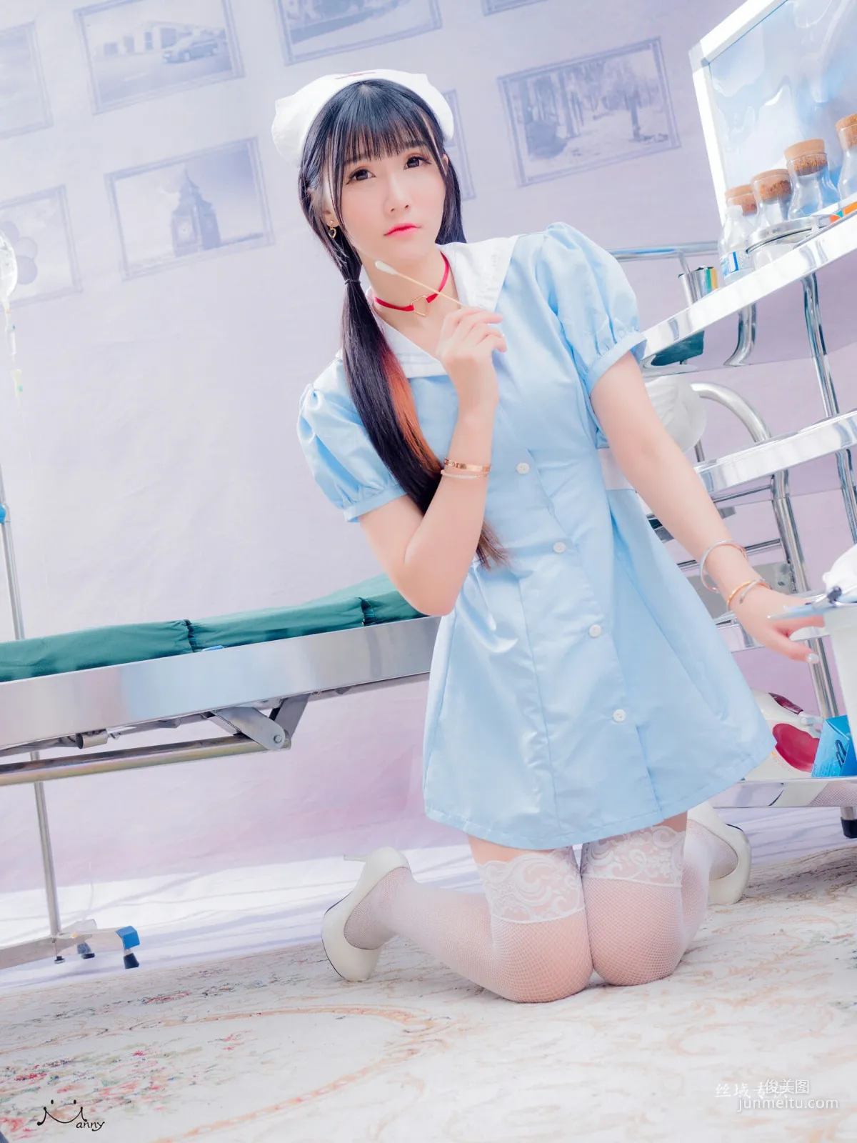 [台湾正妹] 喬喬兒《粉蓝護士風》 写真集16