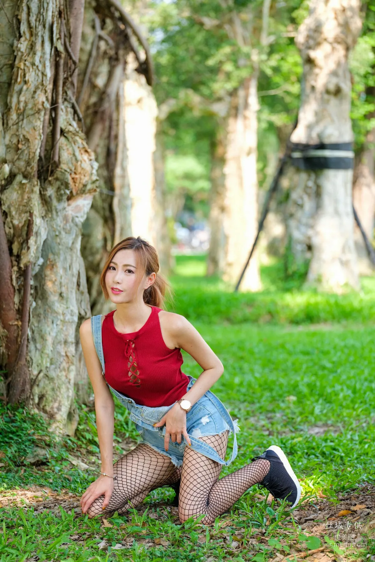 [台灣正妹] 黃艾比《外拍服裝》網襪系列 寫真集 34