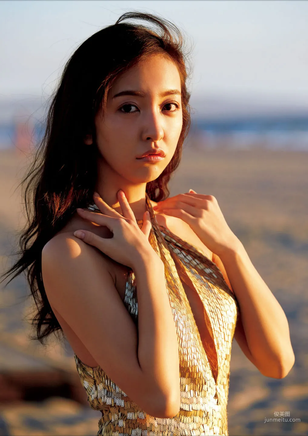 Tomomi Itano "Wanderer" (Kindle) Photo Set photo 91