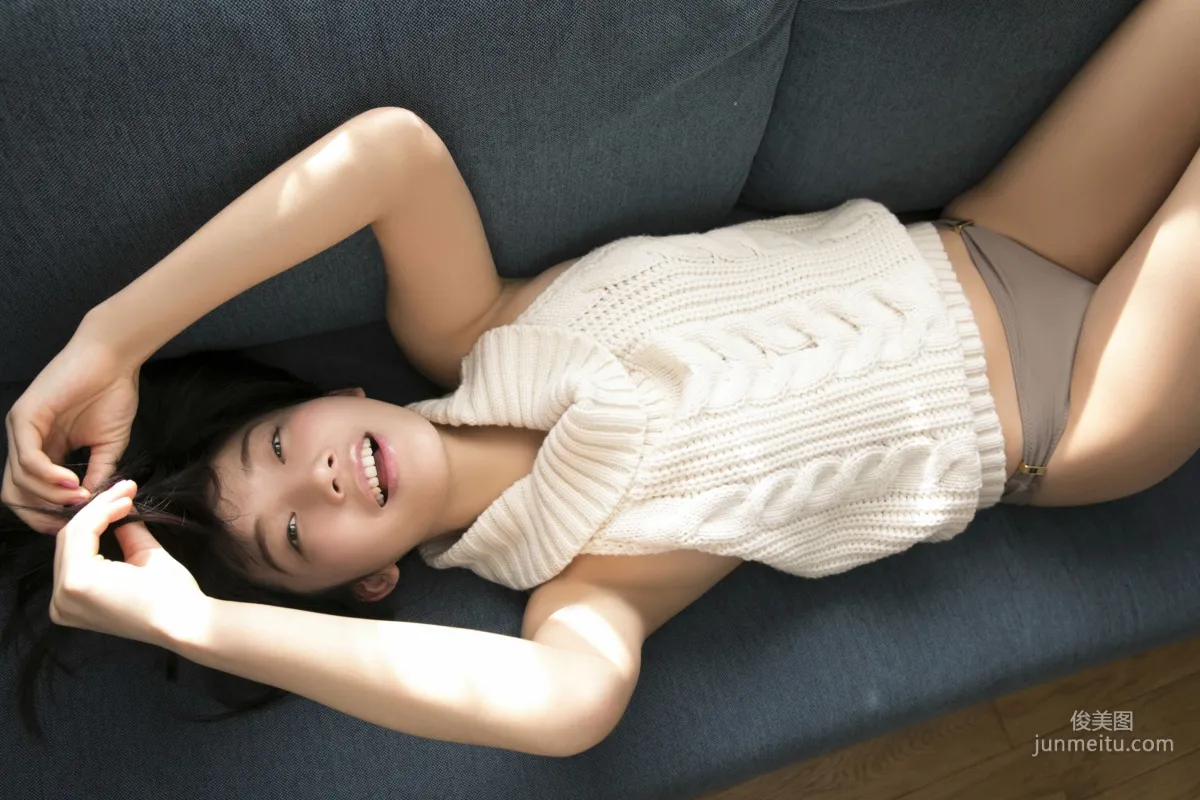 小倉優香《女神降臨》 [YS-Web] Vol.811 写真集72