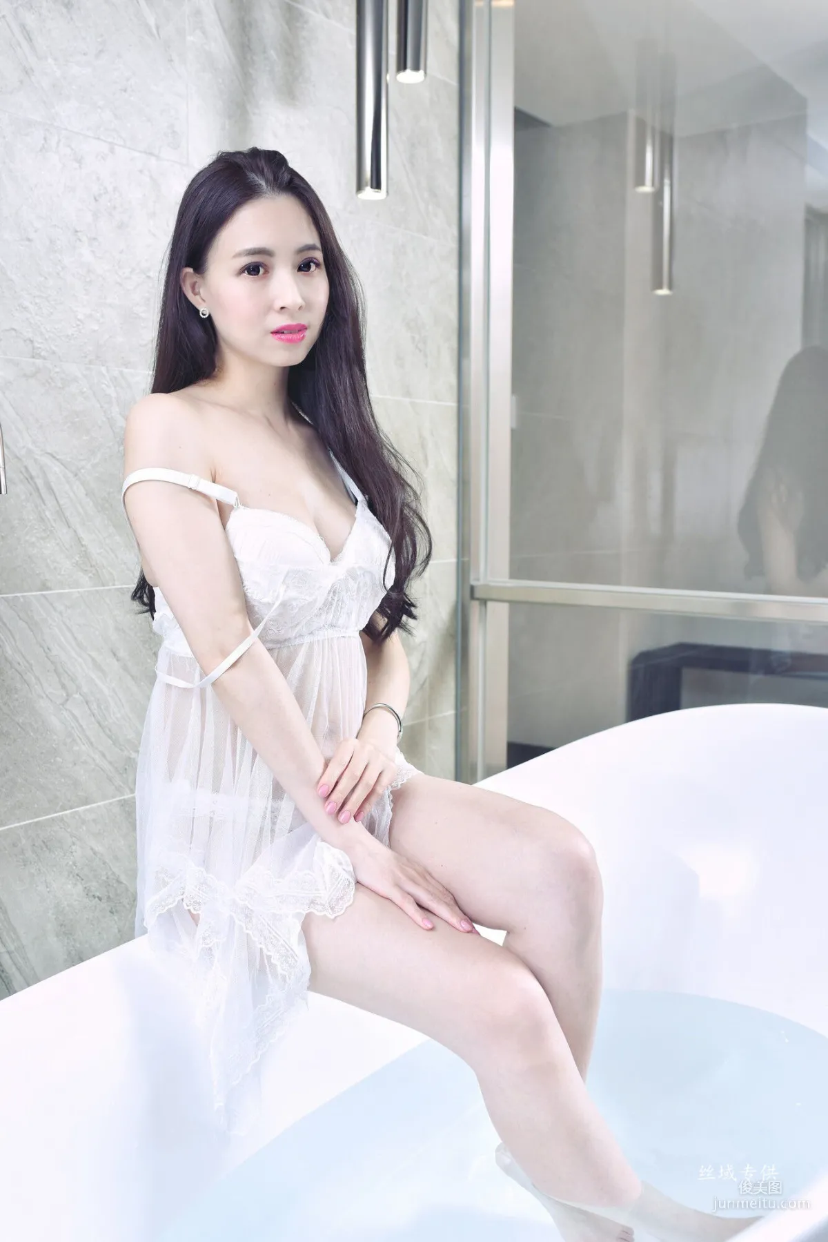 [Taiwan Beauties] Xue Jing, Three Outfits Studio Shoot Photo Set photo 38