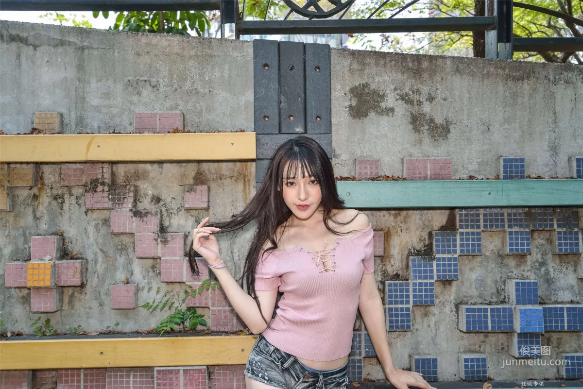 [Taiwan Beauties] Bi Bier "Gome. Fashion" Hot Pants Street Snap Photo Set photo 135