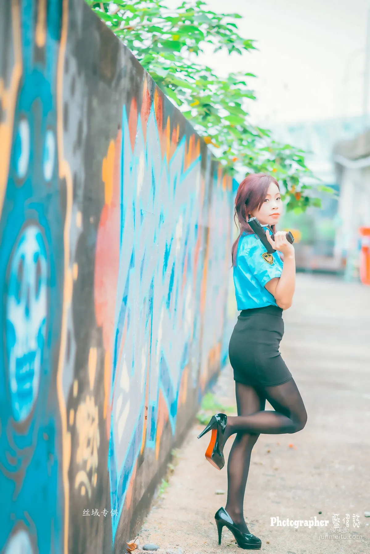 [Taiwan Beauties] Lai Xiaojing Under Zhongzhang Bridge (Female Police Officer Black Stockings) Photo Set photo 5