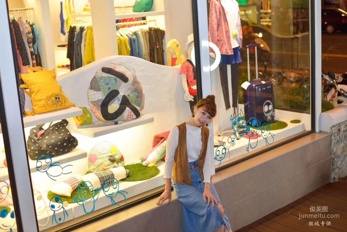 [台湾正妹] TiTi Yang《國美夜拍》 写真集120